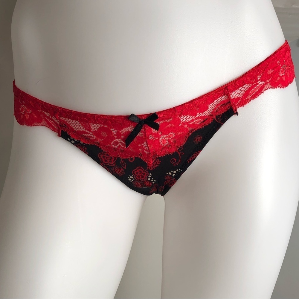 Nanette Lepore red and black nylon thong panty S